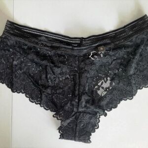 NWT Boudoir Sabine Cheeky Briefs Black Size M/18
